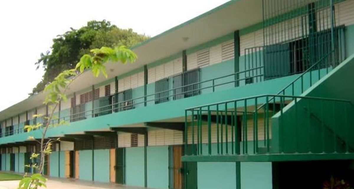 El 39 % de las escuelas cerradas en Puerto Rico son usadas para otros fines