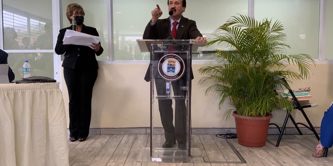 Justicia recomienda designación de un FEI contra el alcalde de Mayagüez y a la gerente de finanzas del municipio