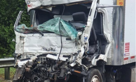AVISO: DTOP abre gratis carril dinámico tras accidente entre camiones