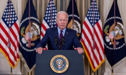 Biden no descarta que EE.UU. pueda entrar en suspensión de pagos este mes