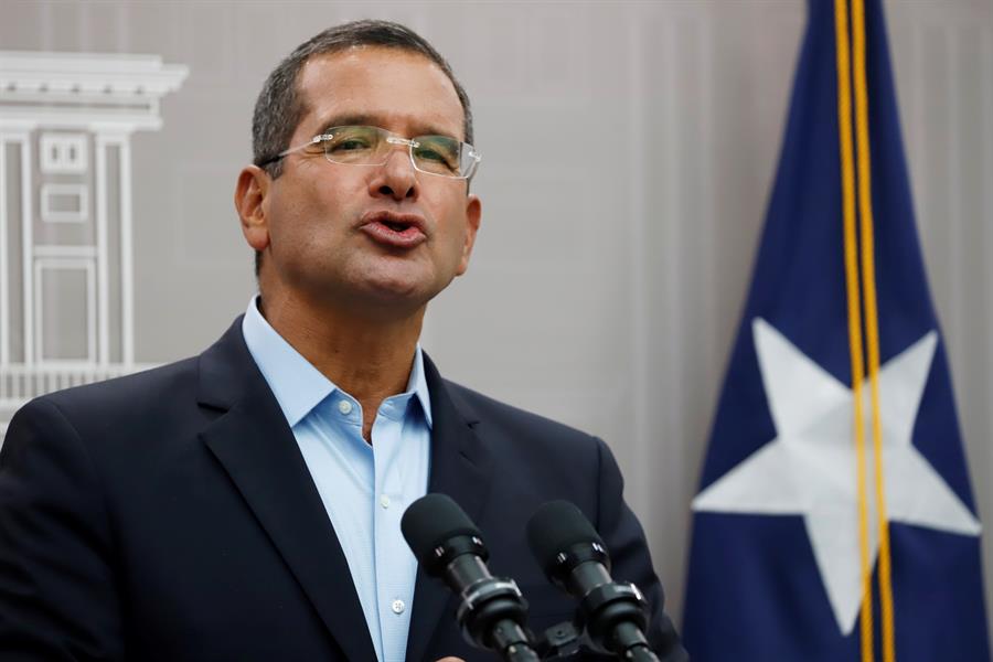 Gobernador de Puerto Rico niega cualquier vínculo con criminal canadiense