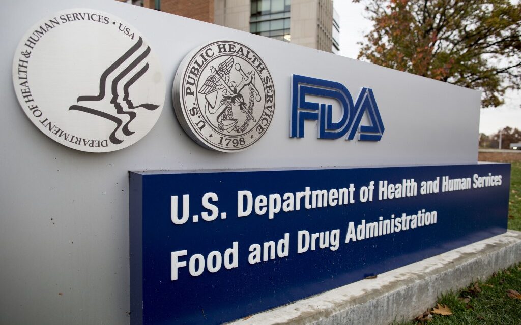 La FDA autoriza las vacunas bivalentes contra el COVID-19 de Moderna y Pfizer-BioNTech para su uso como dosis de refuerzo