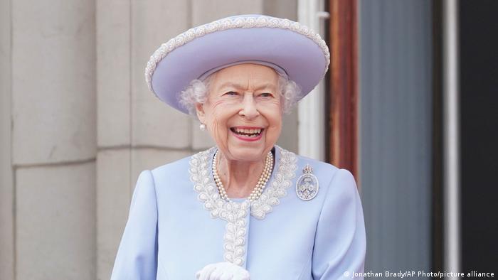 Se inhabilita la web de la familia real británica tras muerte de Isabel II