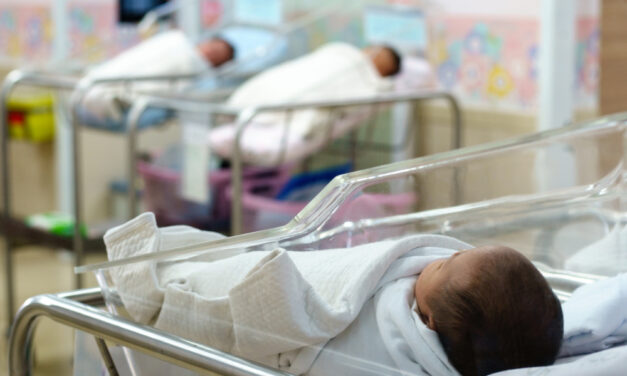 “Hay que fomentar los partos en Puerto Rico” opina el gobernador ante datos del Censo