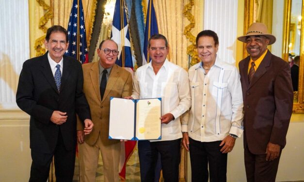 Gobernador honra legado musical de El Conjunto Quisqueya y Fernando Villalona