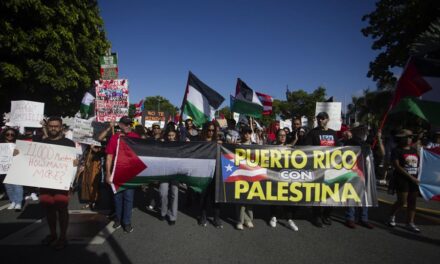Puertorriqueños marchan para denunciar los actos genocidas de Israel sobre Palestina